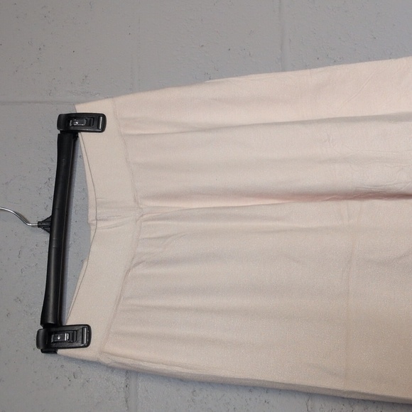 Two Piece Short Sleeve Sweater Matching Loungewear Set, Size Small, NWT - Picture 9 of 12